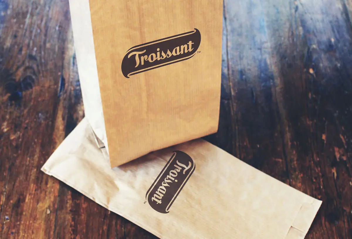 Troissant bags